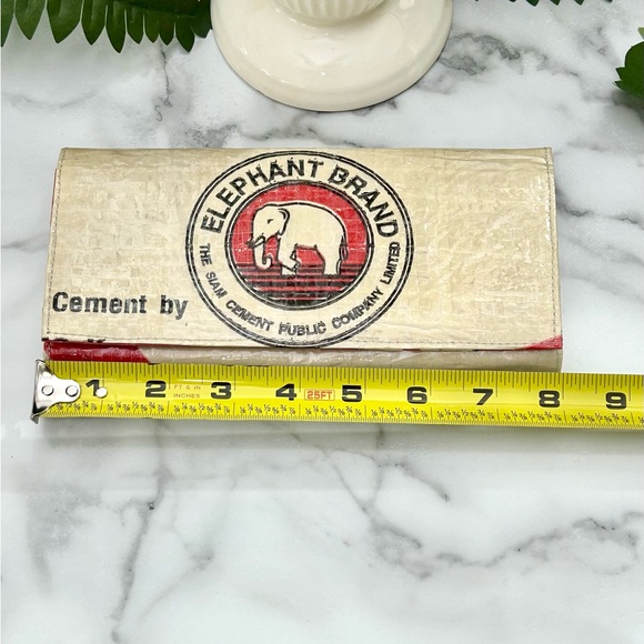 NWOT* TAVI RECYCLED FEED SACK WALLET - Picture 8 of 12